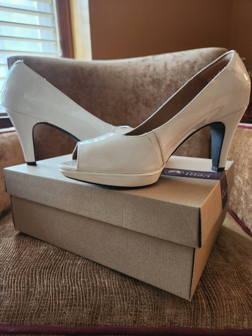 Clarks White Patent Leather Peep Toe Pumps -  Women's Size 9M